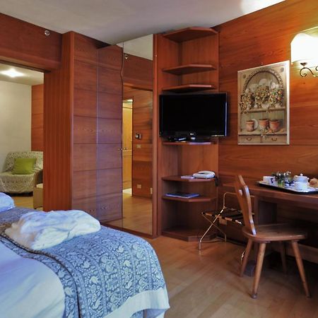 Hotel Mirage Cortina d'Ampezzo Luaran gambar