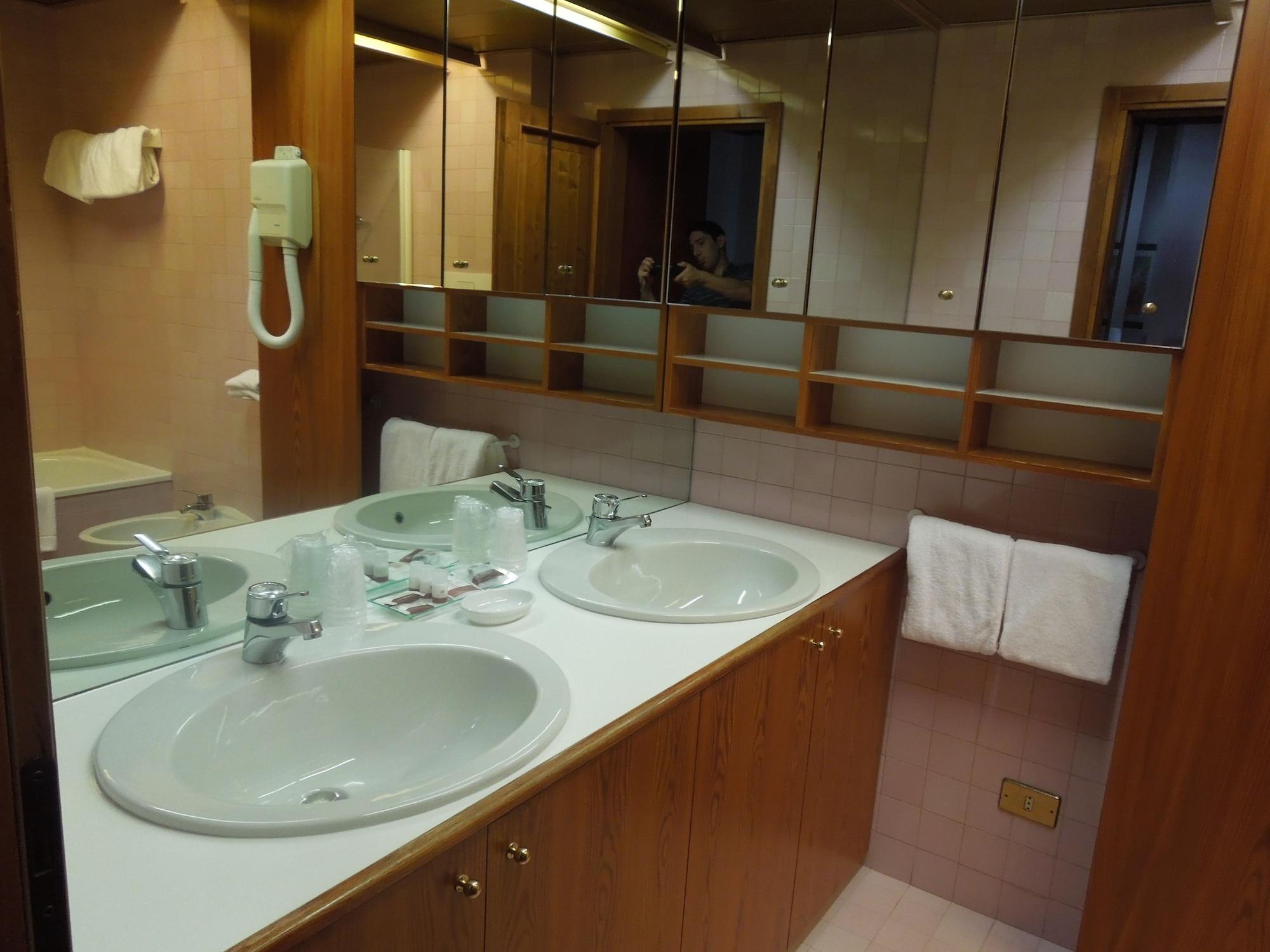 Hotel Mirage Cortina d'Ampezzo Luaran gambar