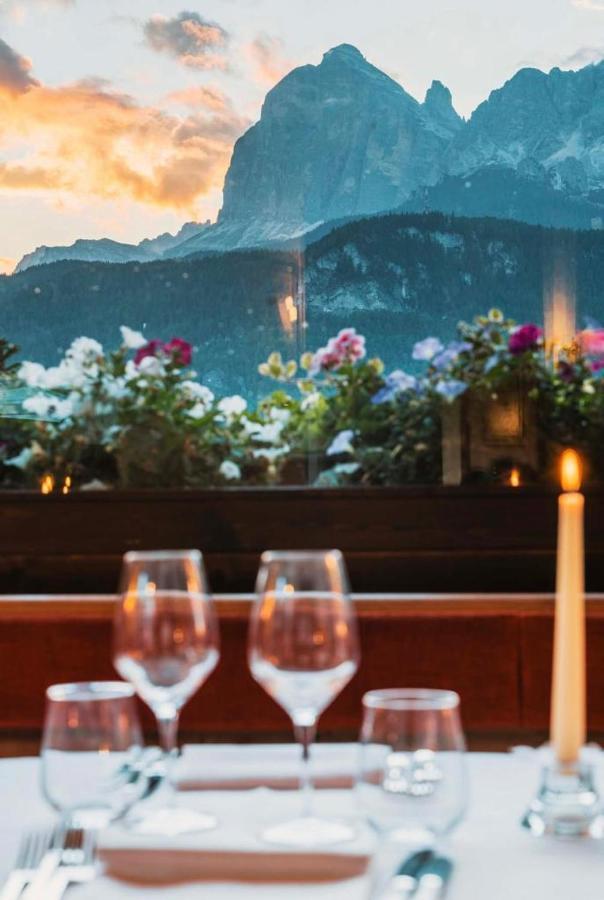 Hotel Mirage Cortina d'Ampezzo Luaran gambar