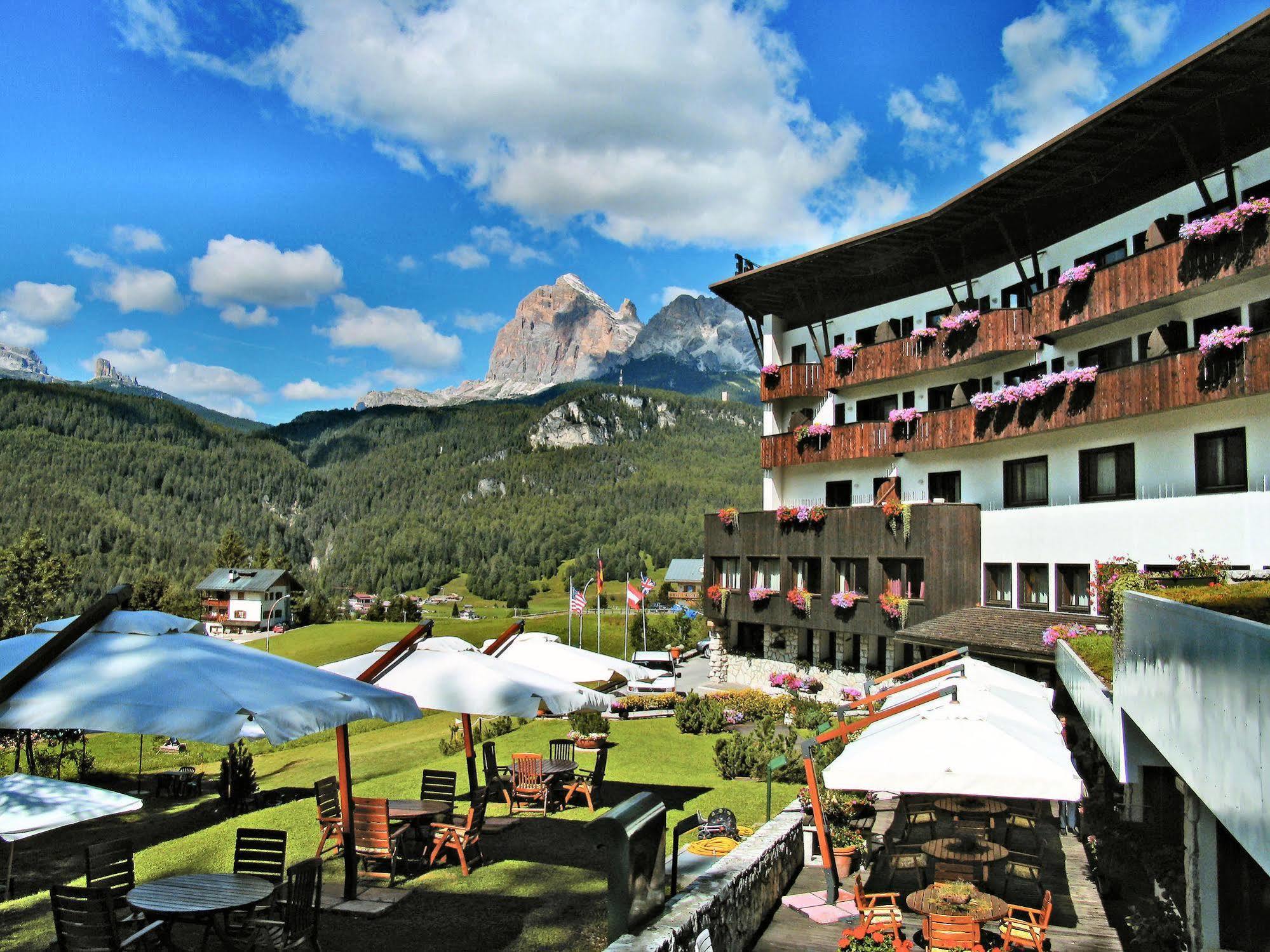 Hotel Mirage Cortina d'Ampezzo Luaran gambar